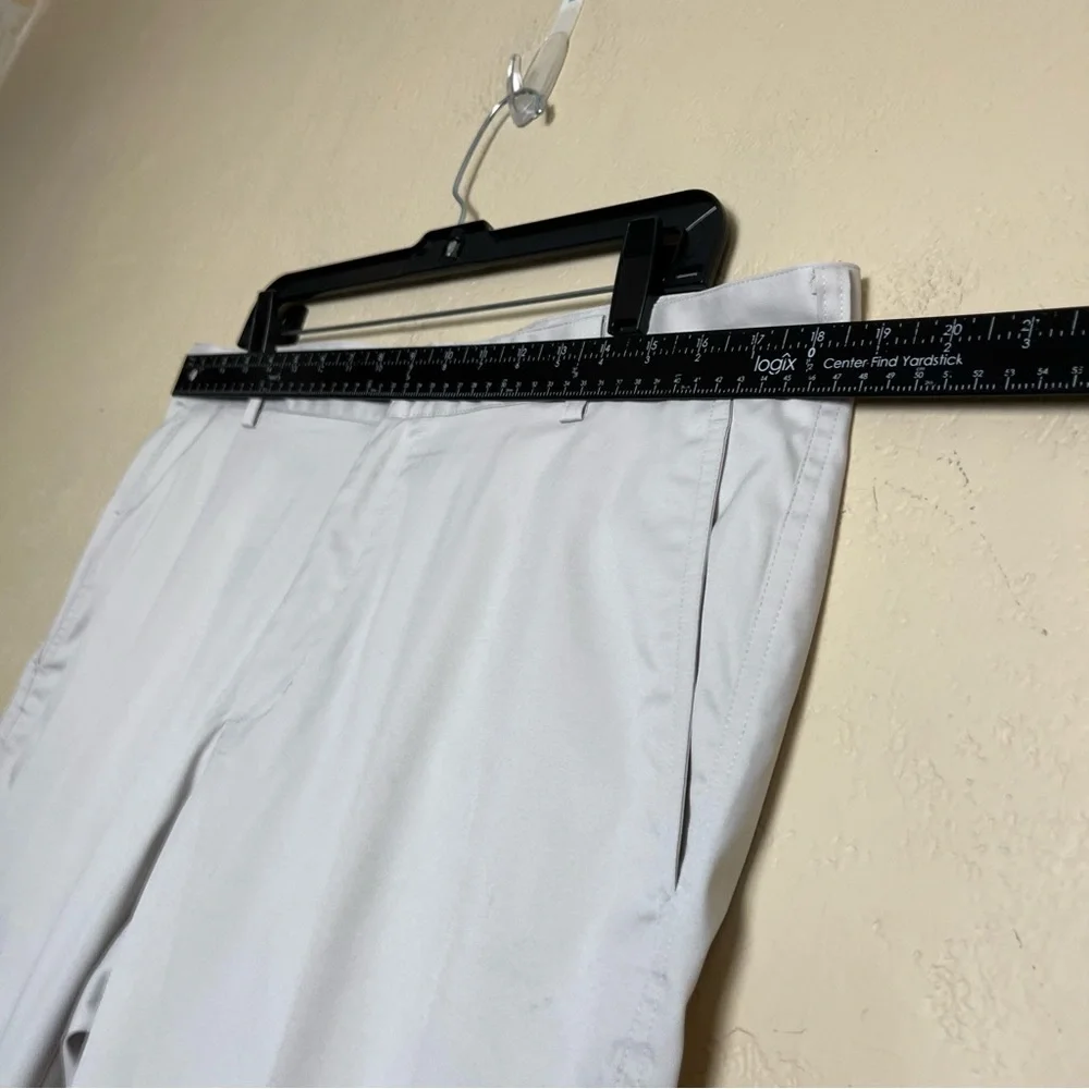 Nike Golf Dri Fit Pants Men's 36x30 Flat Front Golf Beige Polyester‎ Spandex
